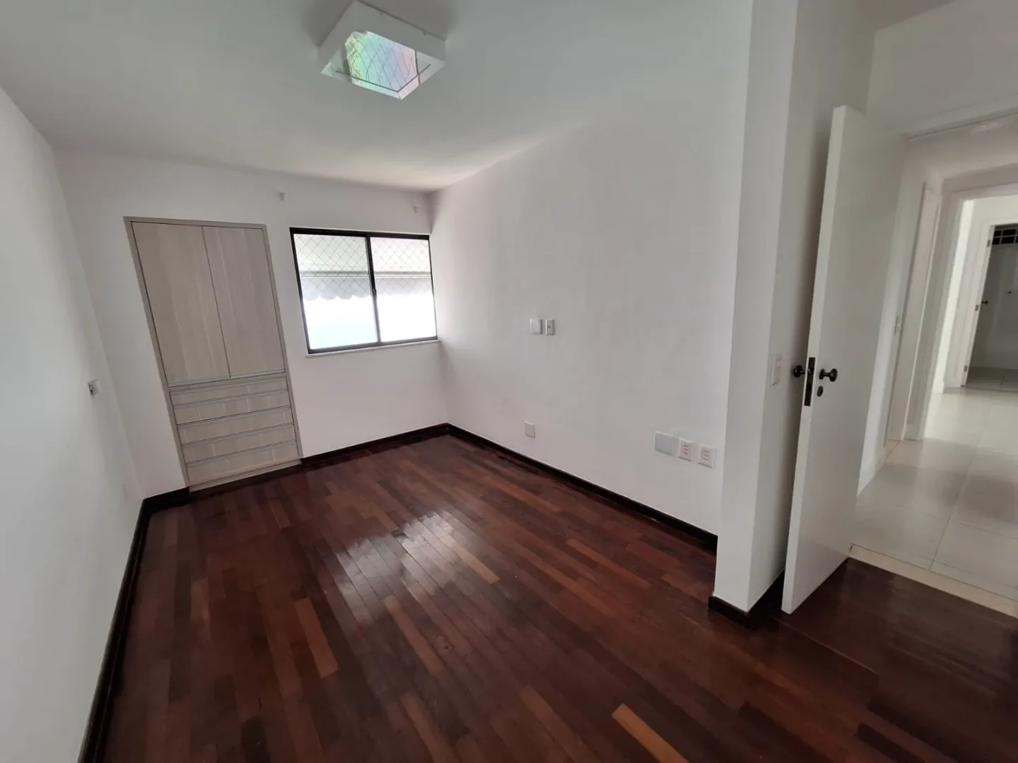 APARTAMENTO 3 QUARTOS SU&Iacute;TE VARANDA VISTA MAR PISCINA QUADRA ACADEMIA NA VIT&Oacute;RIA LOCA&Ccedil;&Atilde;O! Avenida Sete de Setembro Salvador - 