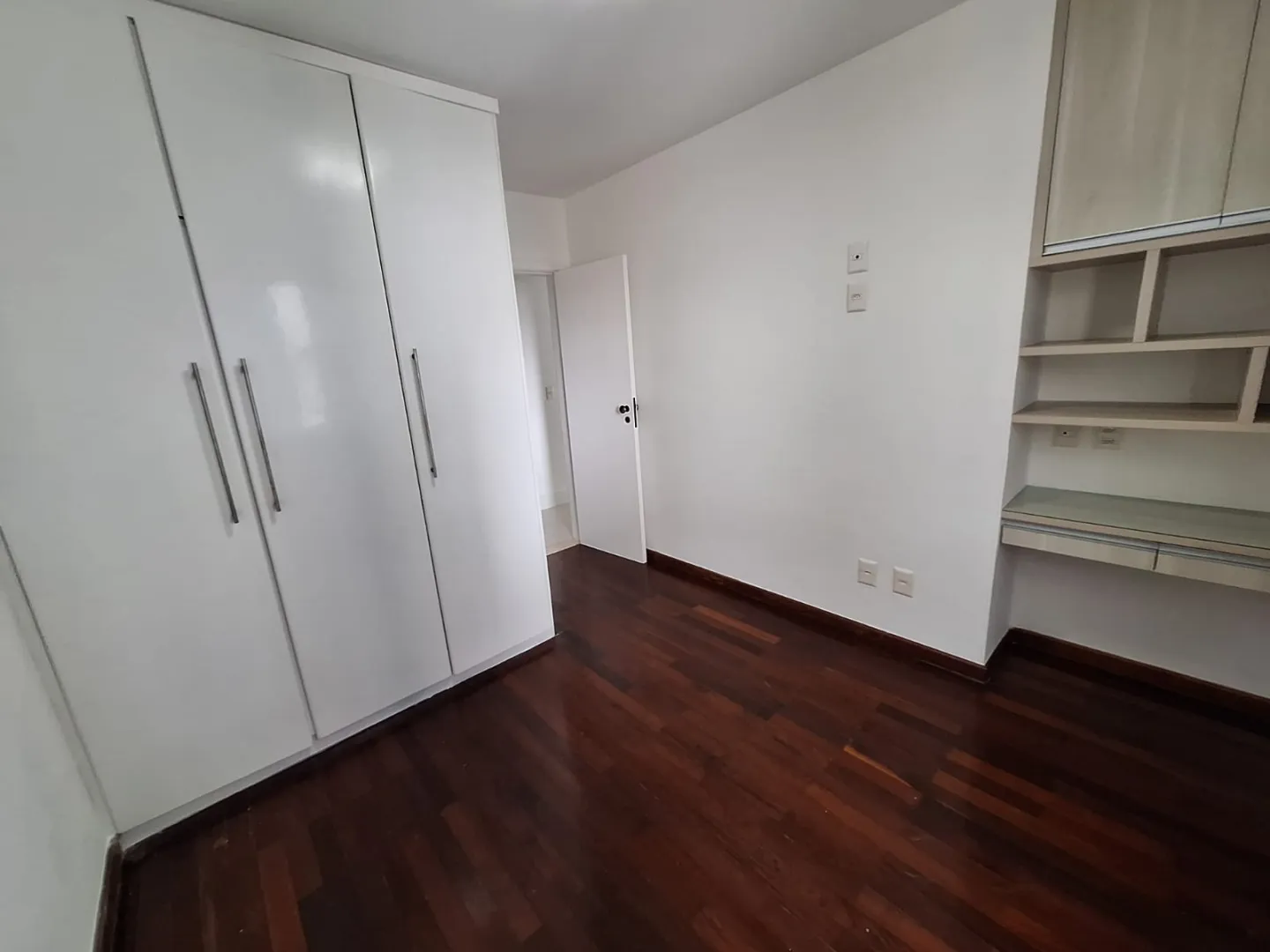 APARTAMENTO 3 QUARTOS SU&Iacute;TE VARANDA VISTA MAR PISCINA QUADRA ACADEMIA NA VIT&Oacute;RIA LOCA&Ccedil;&Atilde;O! Avenida Sete de Setembro Salvador - 