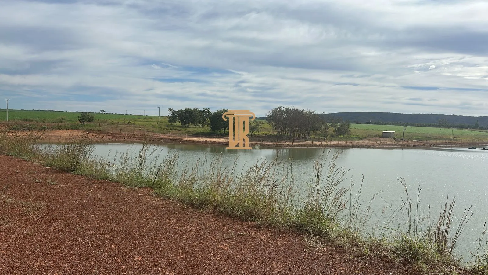 FAZENDA &Agrave; VENDA EM UNA&Iacute; COM 1.500 HECTARES&ndash; MG  Unaí - 