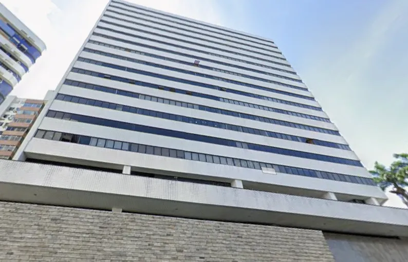 Sala Comercial de 35m&sup2; &agrave; Venda no Espinheiro | 1 Vaga | Av. Agamenon Magalh&atilde;es Avenida Governador Agamenon Magalhães Recife - 