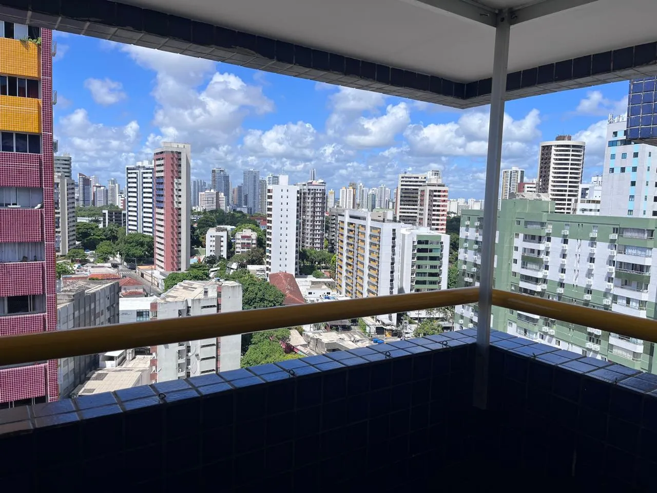 Apartamento de 66m&sup2; &agrave; Venda nos Aflitos | 2 Quartos | Su&iacute;te | Andar Alto Rua Luís Rodolfo de Araújo Recife - 