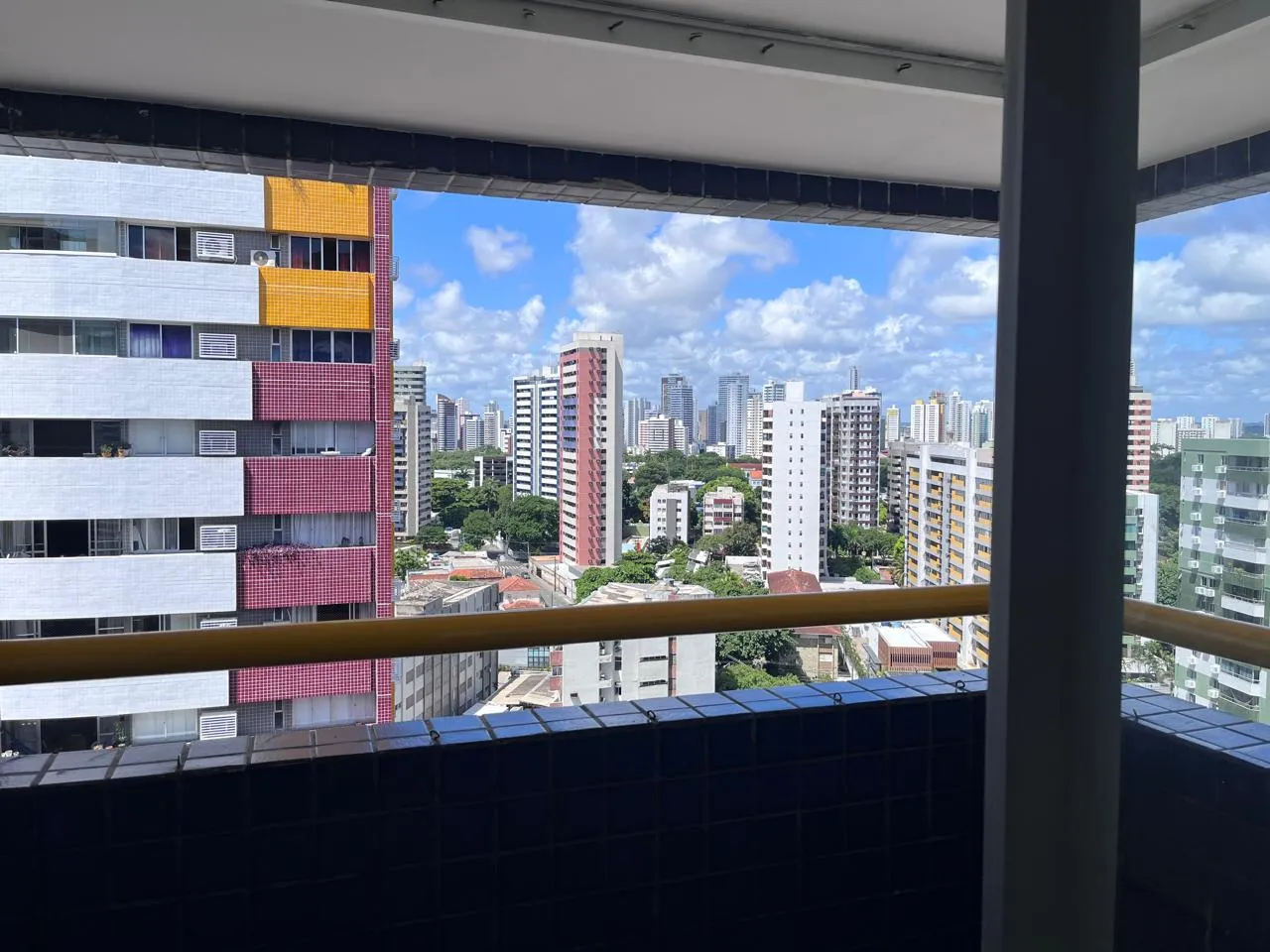 Apartamento de 66m&sup2; &agrave; Venda nos Aflitos | 2 Quartos | Su&iacute;te | Andar Alto Rua Luís Rodolfo de Araújo Recife - 