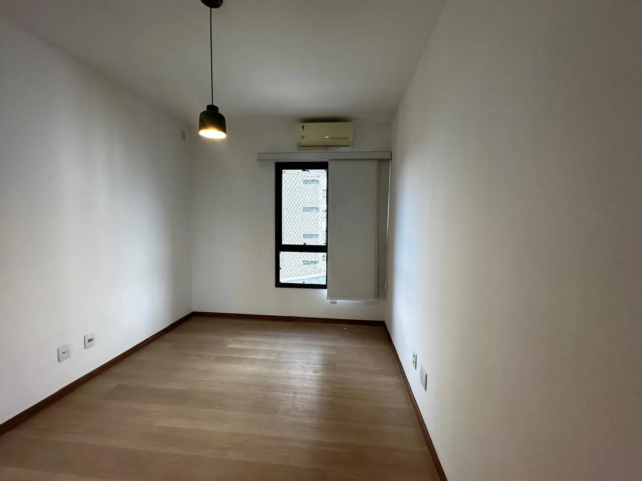APARTAMENTO 3 QUARTOS SUITE VARANDA NASCENTE 2 GARAGENS &Agrave; VENDA NO JARDIM APIPEMA! Rua Desembargador Sálvio Martins Salvador - 