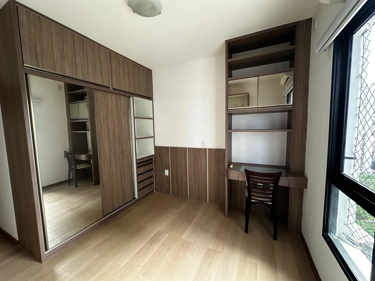 APARTAMENTO 3 QUARTOS SUITE VARANDA NASCENTE 2 GARAGENS &Agrave; VENDA NO JARDIM APIPEMA! Rua Desembargador Sálvio Martins Salvador - 