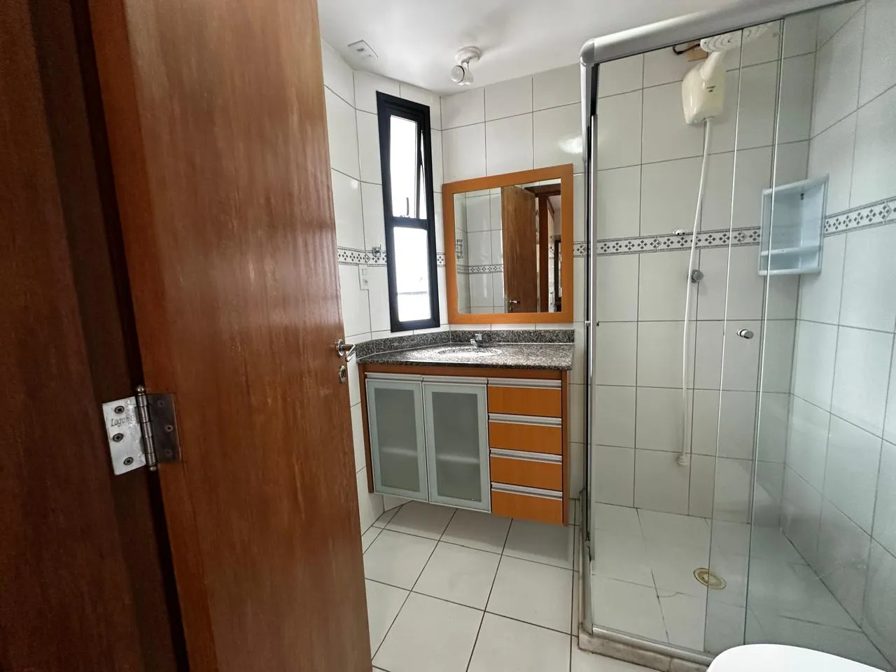 APARTAMENTO 3 QUARTOS SUITE VARANDA NASCENTE 2 GARAGENS &Agrave; VENDA NO JARDIM APIPEMA! Rua Desembargador Sálvio Martins Salvador - 