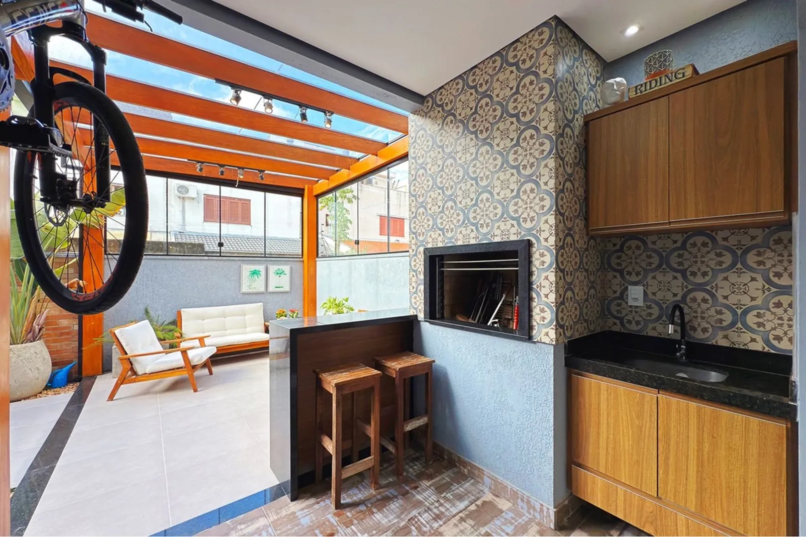 R$ 795.000 - MARAVILHOSA CASA EM CONDOM&Iacute;NIO FECHADO - 142M2 - 3 DORM - 2 VAGAS - INFRA Rua Carlos Maximiliano Fayet Porto Alegre - 