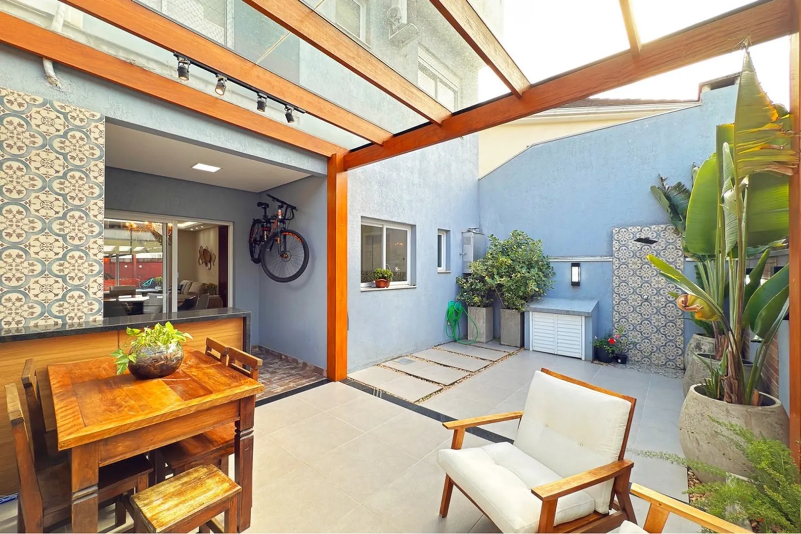 R$ 795.000 - MARAVILHOSA CASA EM CONDOM&Iacute;NIO FECHADO - 142M2 - 3 DORM - 2 VAGAS - INFRA Rua Carlos Maximiliano Fayet Porto Alegre - 