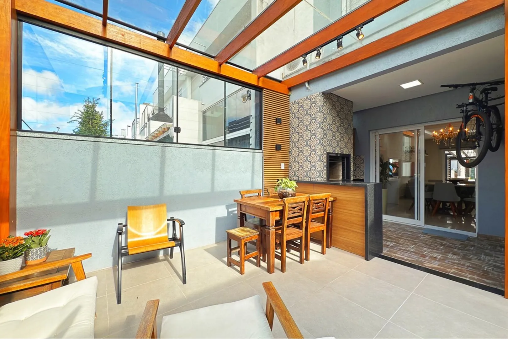 R$ 795.000 - MARAVILHOSA CASA EM CONDOM&Iacute;NIO FECHADO - 142M2 - 3 DORM - 2 VAGAS - INFRA Rua Carlos Maximiliano Fayet Porto Alegre - 
