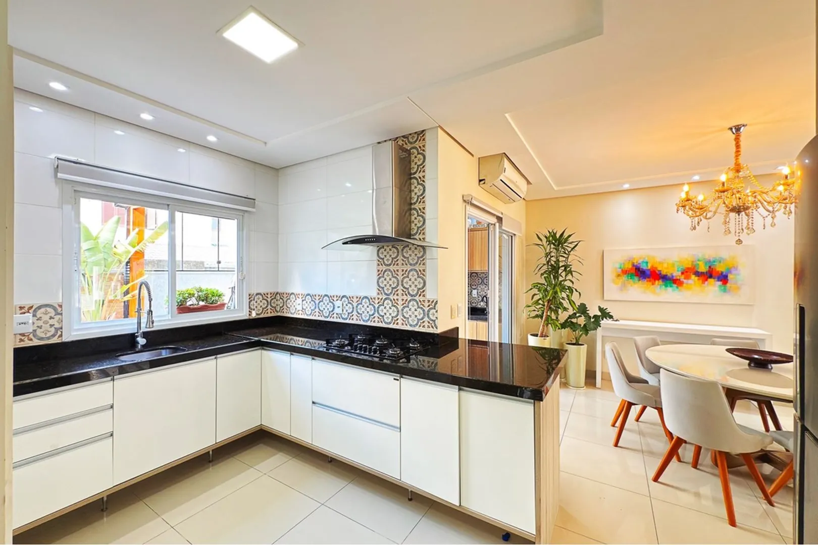 R$ 795.000 - MARAVILHOSA CASA EM CONDOM&Iacute;NIO FECHADO - 142M2 - 3 DORM - 2 VAGAS - INFRA Rua Carlos Maximiliano Fayet Porto Alegre - 