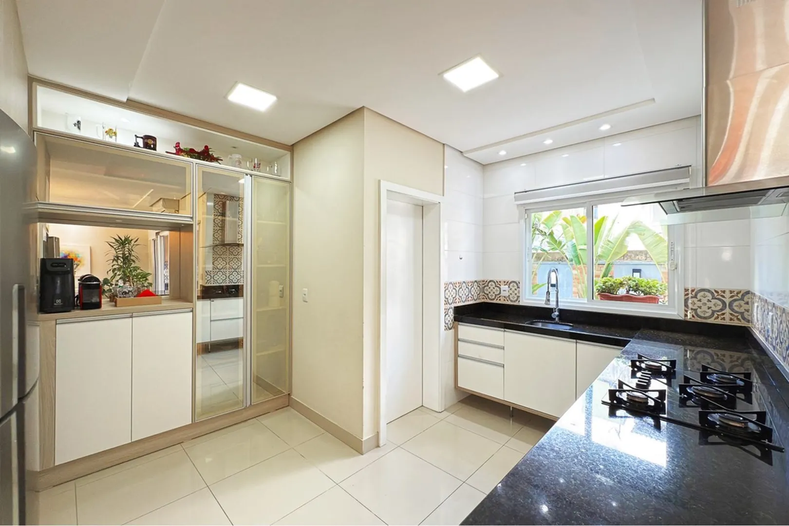 R$ 795.000 - MARAVILHOSA CASA EM CONDOM&Iacute;NIO FECHADO - 142M2 - 3 DORM - 2 VAGAS - INFRA Rua Carlos Maximiliano Fayet Porto Alegre - 