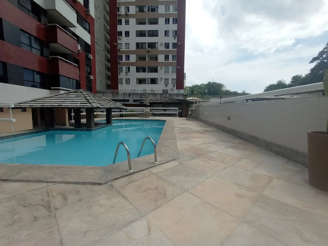 APARTAMENTO NASCENTE 3 QUARTOS 2 GARAGENS PISCINA ACADEMIA &Agrave; VENDA NA PITUBA! Rua Piauí Salvador - 