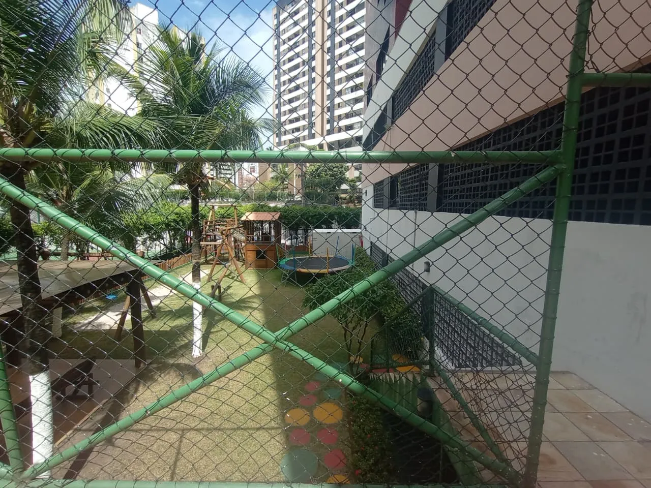 APARTAMENTO NASCENTE 3 QUARTOS 2 GARAGENS PISCINA ACADEMIA &Agrave; VENDA NA PITUBA! Rua Piauí Salvador - 