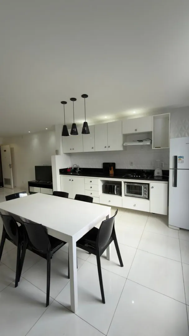 APARTAMENTO QUARTO E SALA SU&Iacute;TE GARAGEM ACADEMIA PISCINA &Agrave; VENDA EM ONDINA! Avenida Oceânica Salvador - 