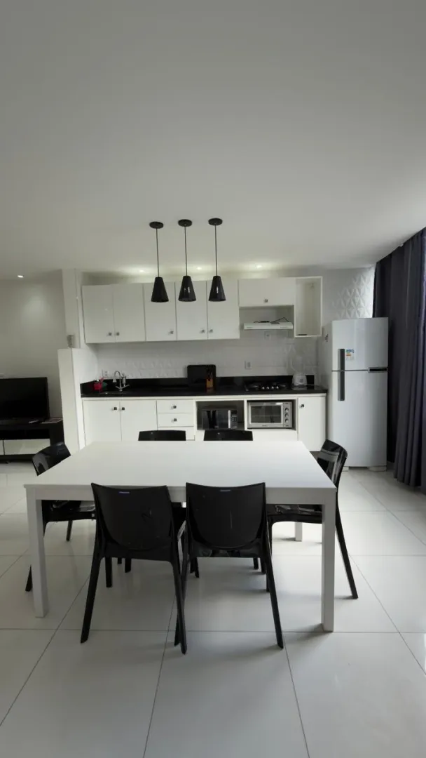 APARTAMENTO QUARTO E SALA SU&Iacute;TE GARAGEM ACADEMIA PISCINA &Agrave; VENDA EM ONDINA! Avenida Oceânica Salvador - 