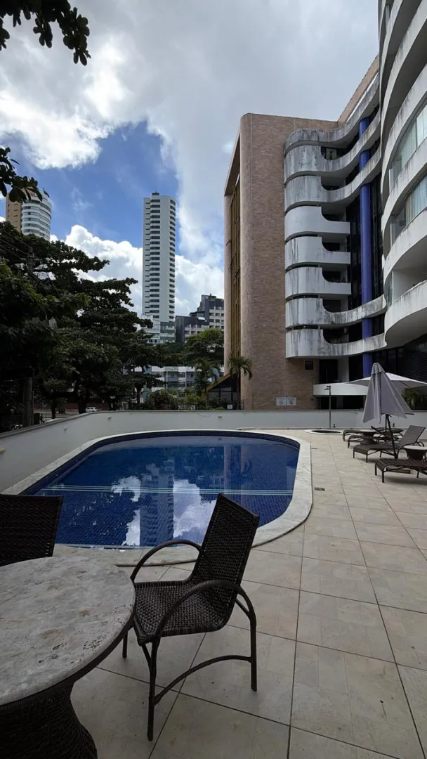 APARTAMENTO QUARTO E SALA SU&Iacute;TE GARAGEM ACADEMIA PISCINA &Agrave; VENDA EM ONDINA! Avenida Oceânica Salvador - 