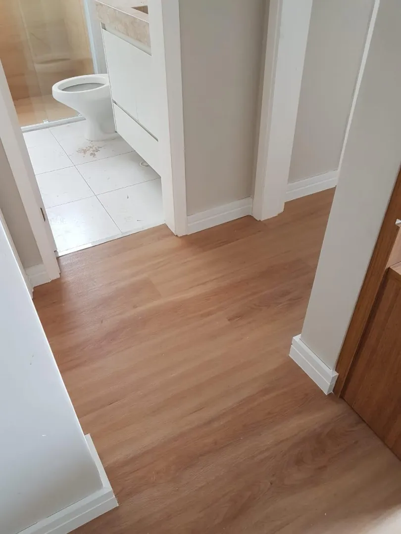 Apartamento a venda com 54m&sup2; sendo 2 dormit&oacute;rios, suite, varanda e uma vaga; Av. César Abraão Osasco - 