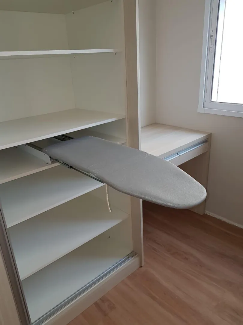 Apartamento a venda com 54m&sup2; sendo 2 dormit&oacute;rios, suite, varanda e uma vaga; Av. César Abraão Osasco - 