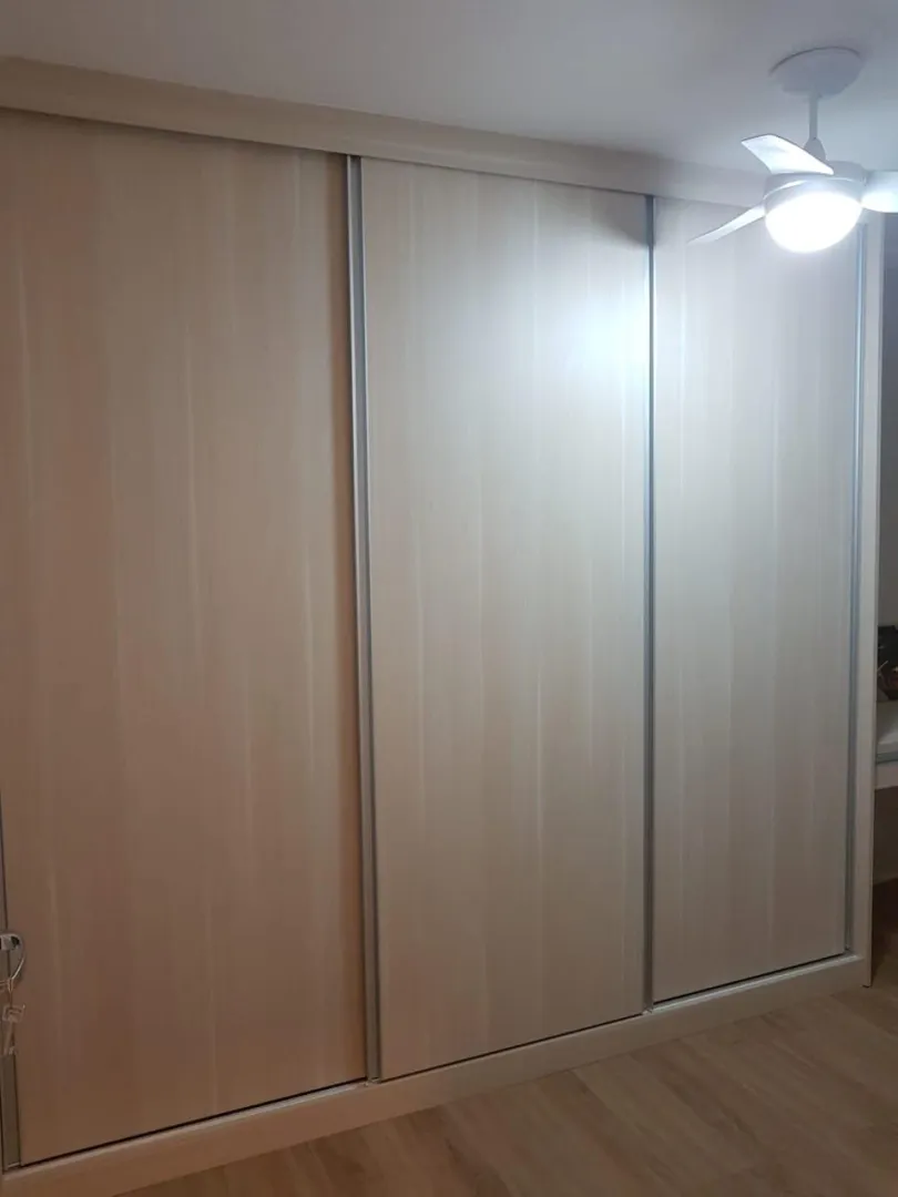Apartamento a venda com 54m&sup2; sendo 2 dormit&oacute;rios, suite, varanda e uma vaga; Av. César Abraão Osasco - 