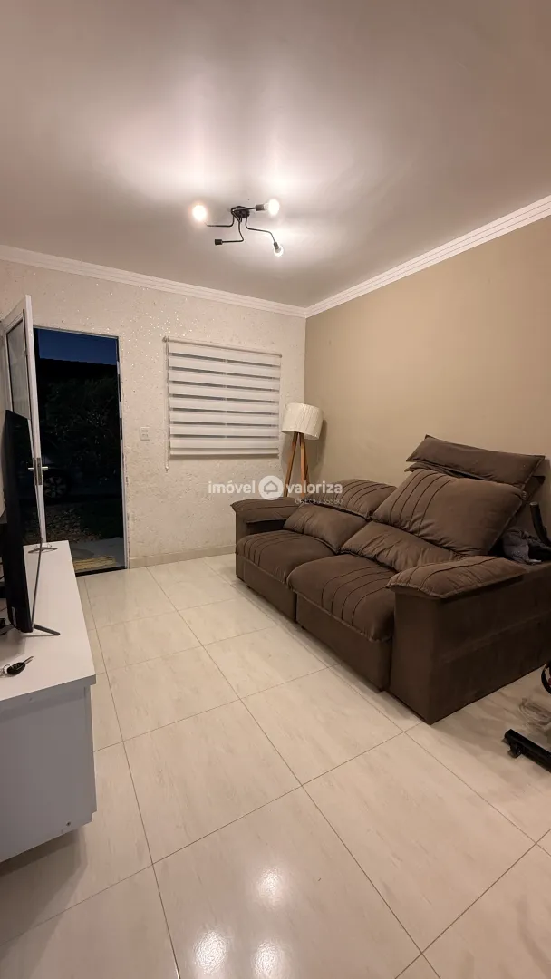 Casa rec&eacute;m-reformada em condom&iacute;nio fechado em Avar&eacute;  Avaré - 