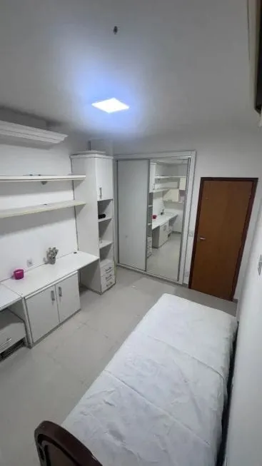 4 QUARTOS SU&Iacute;TE REFORMADO DEPEND&Ecirc;NCIA GARAGEM ESCADA &Agrave; VENDA NO CANELA! Rua Desembargador Gonçalves Salvador - 
