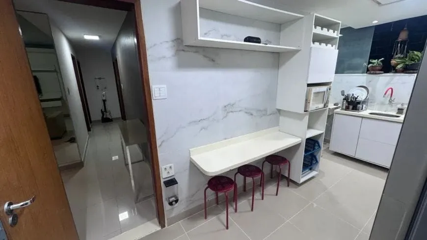 4 QUARTOS SU&Iacute;TE REFORMADO DEPEND&Ecirc;NCIA GARAGEM ESCADA &Agrave; VENDA NO CANELA! Rua Desembargador Gonçalves Salvador - 