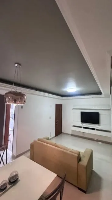 4 QUARTOS SU&Iacute;TE REFORMADO DEPEND&Ecirc;NCIA GARAGEM ESCADA &Agrave; VENDA NO CANELA! Rua Desembargador Gonçalves Salvador - 