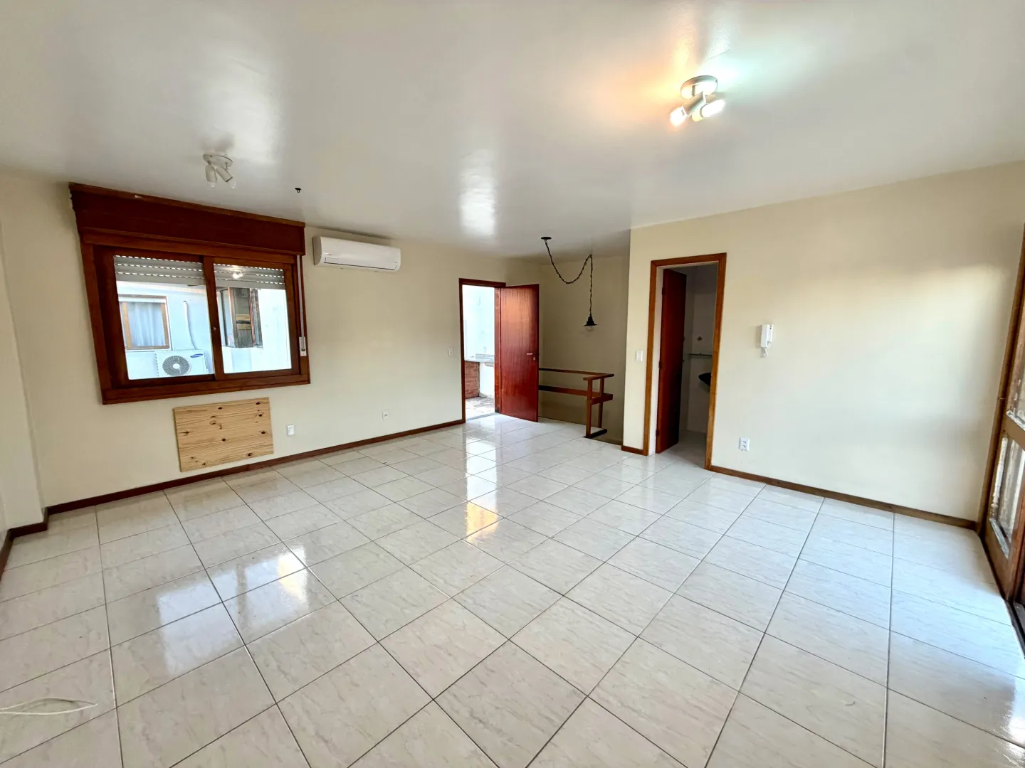 R$ 720.000 | COBERTURA | 146M&sup2; | 1 SU&Iacute;TE | 1 VAGA | PETR&Oacute;POLIS | PORTO ALEGRE - RS Avenida Montenegro Porto Alegre - 