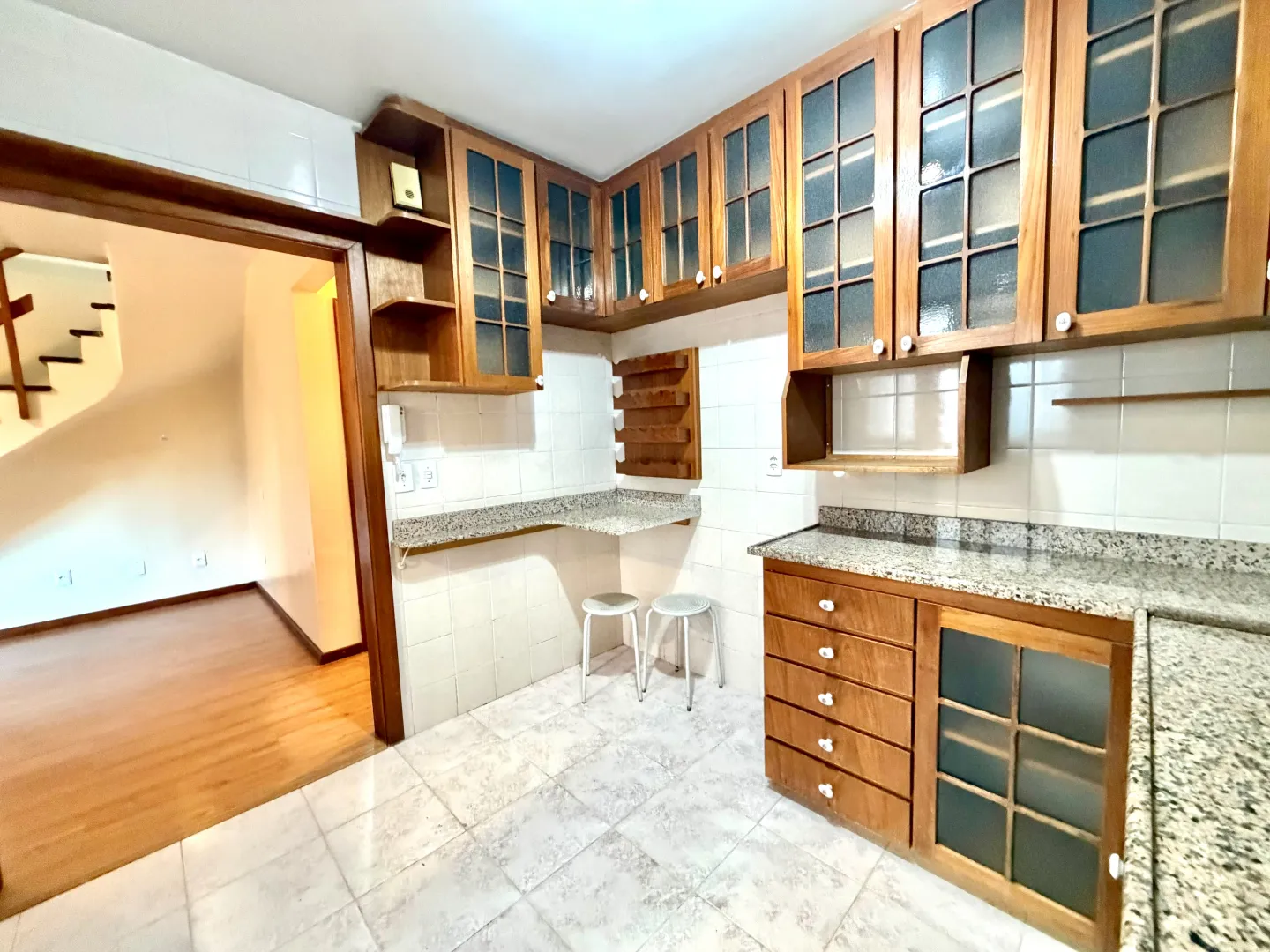R$ 720.000 | COBERTURA | 146M&sup2; | 1 SU&Iacute;TE | 1 VAGA | PETR&Oacute;POLIS | PORTO ALEGRE - RS Avenida Montenegro Porto Alegre - 