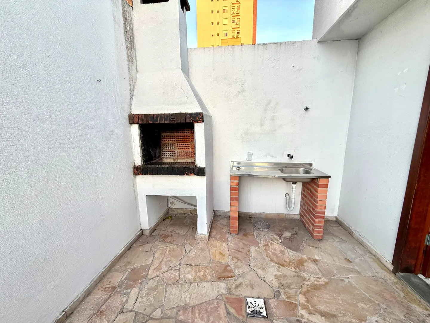 R$ 720.000 | COBERTURA | 146M&sup2; | 1 SU&Iacute;TE | 1 VAGA | PETR&Oacute;POLIS | PORTO ALEGRE - RS Avenida Montenegro Porto Alegre - 