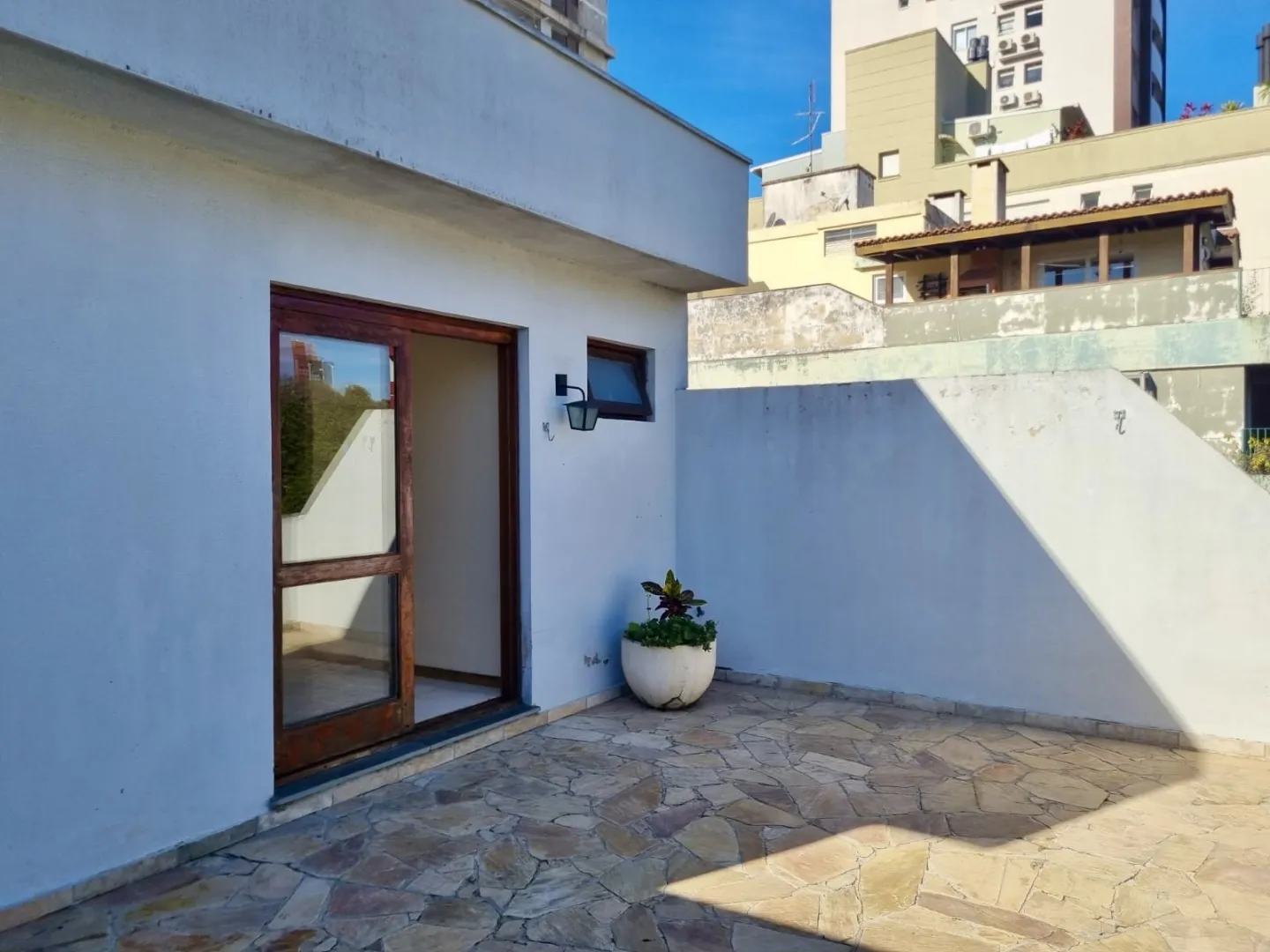 R$ 720.000 | COBERTURA | 146M&sup2; | 1 SU&Iacute;TE | 1 VAGA | PETR&Oacute;POLIS | PORTO ALEGRE - RS Avenida Montenegro Porto Alegre - 
