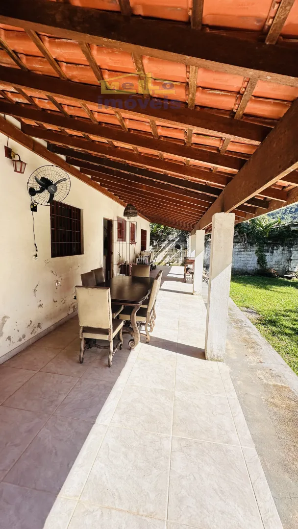 CASA &Agrave; VENDA EM BOI&Ccedil;UCANGA &ndash; AMPLO TERRENO E EXCELENTE POTENCIAL  São Sebastião - 