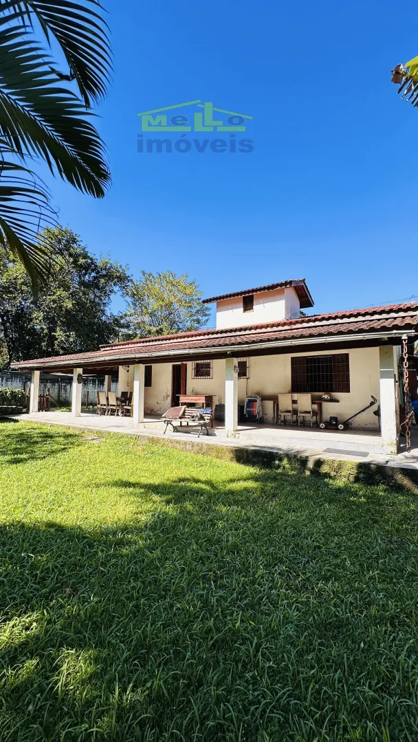 CASA &Agrave; VENDA EM BOI&Ccedil;UCANGA &ndash; AMPLO TERRENO E EXCELENTE POTENCIAL  São Sebastião - 