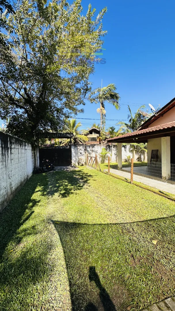 CASA &Agrave; VENDA EM BOI&Ccedil;UCANGA &ndash; AMPLO TERRENO E EXCELENTE POTENCIAL  São Sebastião - 