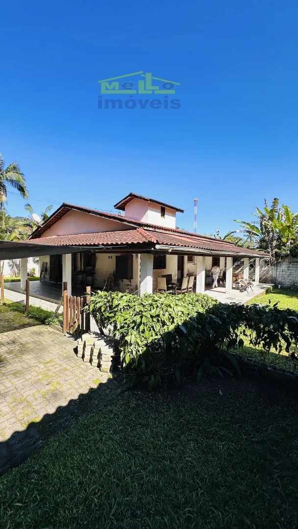 CASA &Agrave; VENDA EM BOI&Ccedil;UCANGA &ndash; AMPLO TERRENO E EXCELENTE POTENCIAL  São Sebastião - 