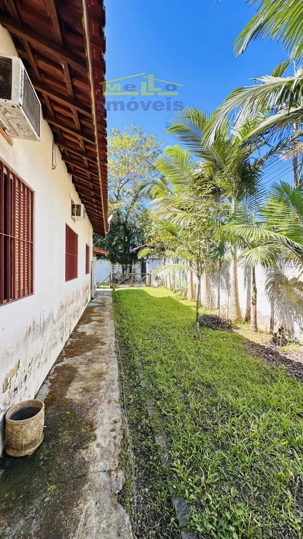 CASA &Agrave; VENDA EM BOI&Ccedil;UCANGA &ndash; AMPLO TERRENO E EXCELENTE POTENCIAL  São Sebastião - 