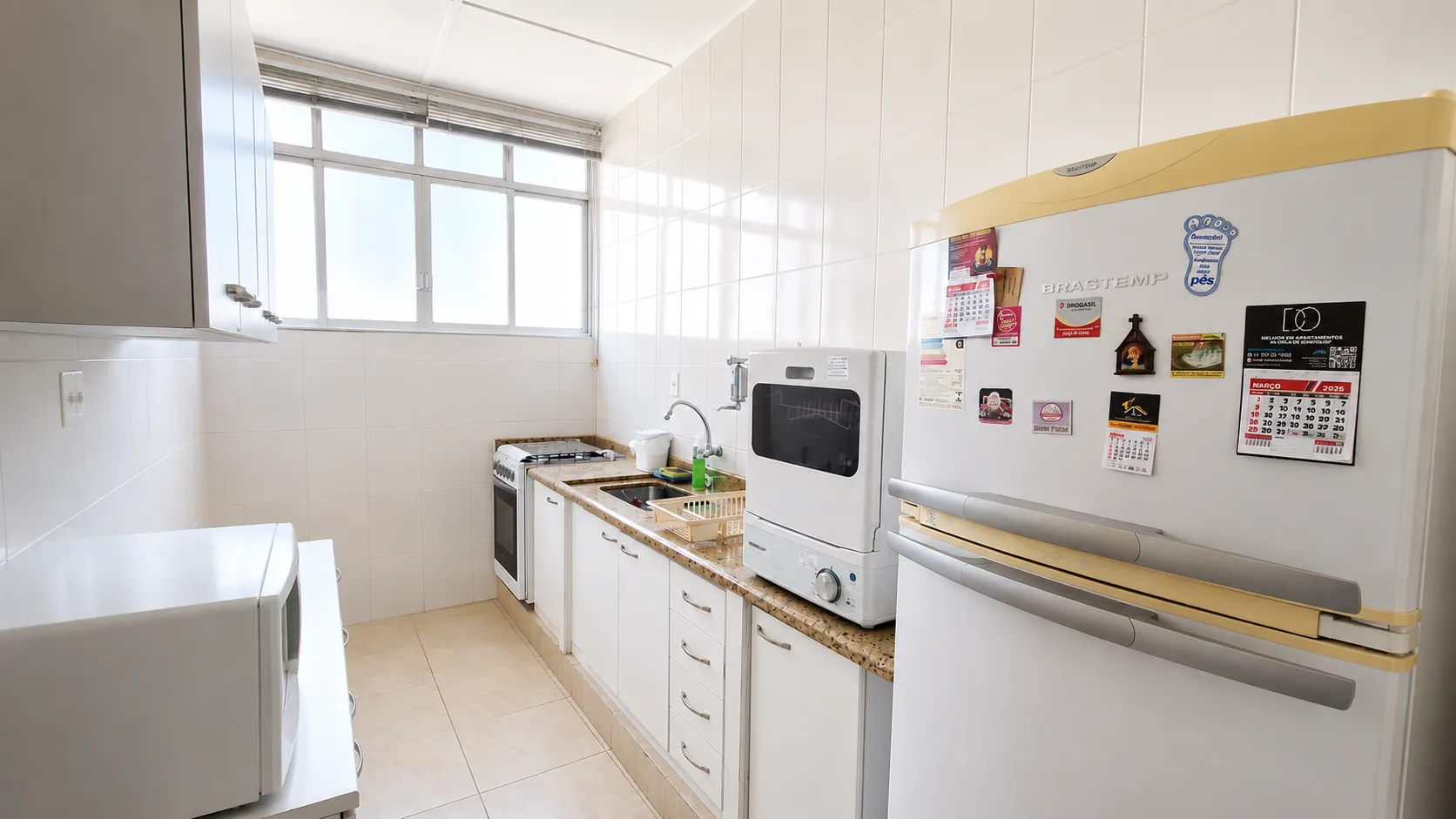 Maravilhoso Apartamento para Temporada &ndash; Frente Mar com Vista Panor&acirc;mica Avenida Vicente de Carvalho Santos - 