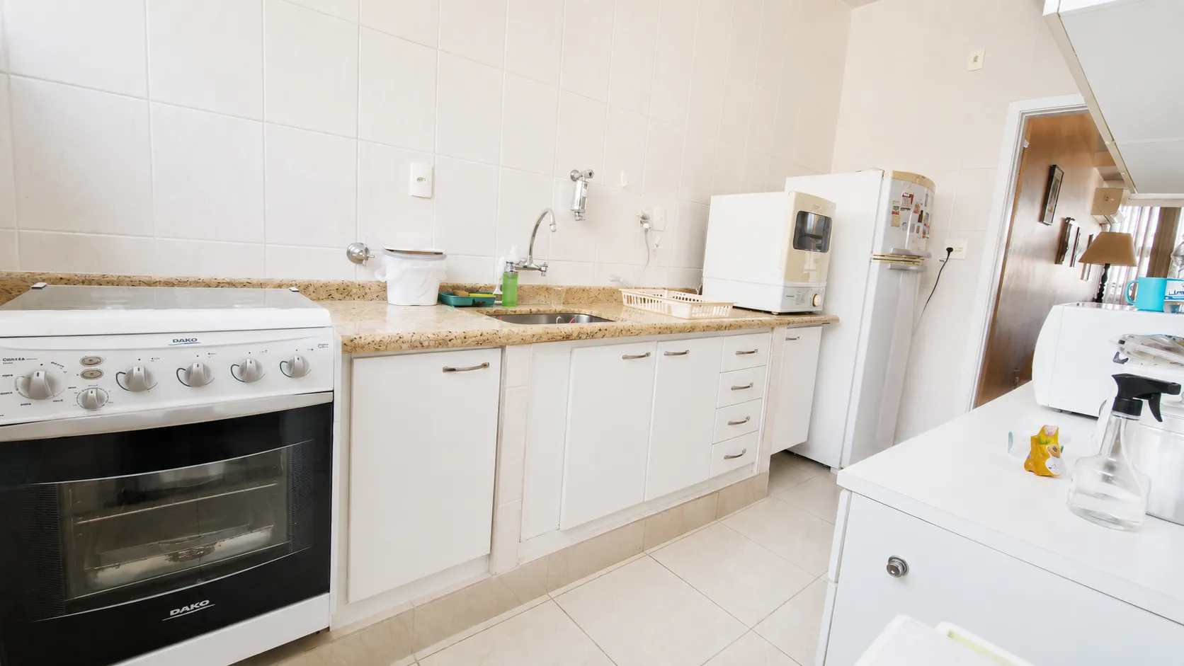 Maravilhoso Apartamento para Temporada &ndash; Frente Mar com Vista Panor&acirc;mica Avenida Vicente de Carvalho Santos - 