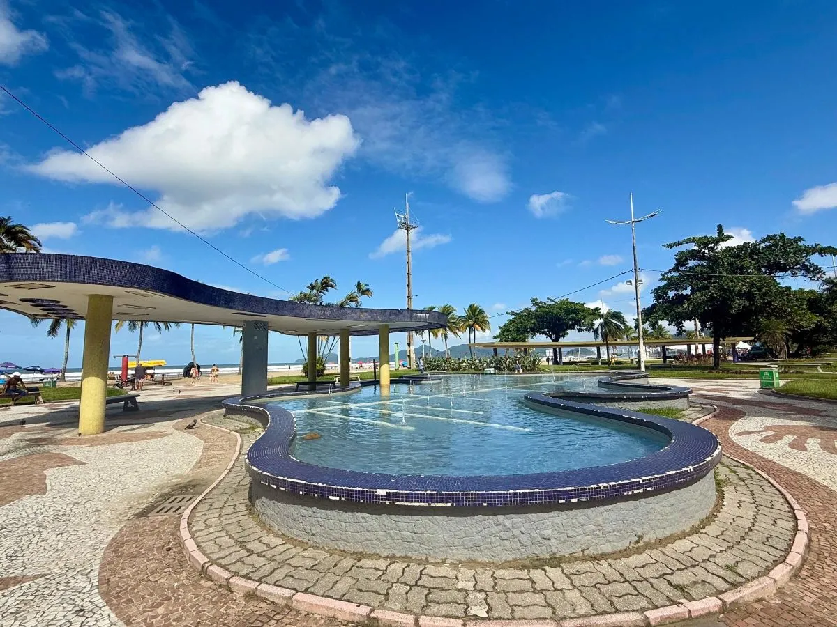 Maravilhoso Apartamento para Temporada &ndash; Frente Mar com Vista Panor&acirc;mica Avenida Vicente de Carvalho Santos - 