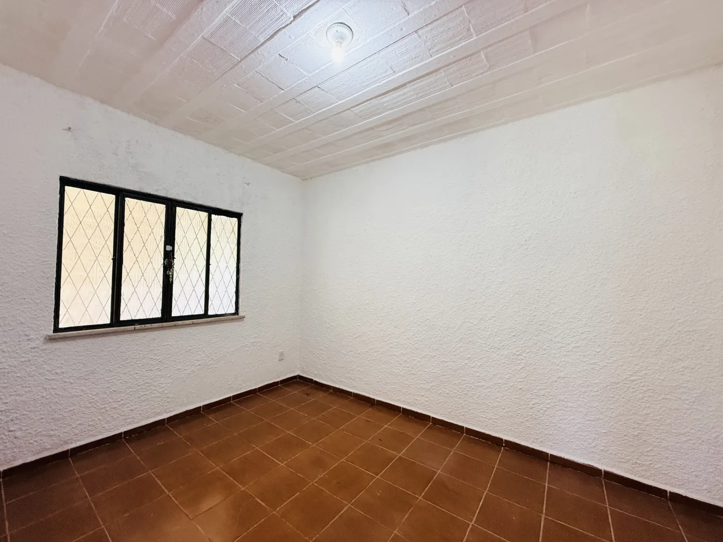 Alugando casa com quintal em Guapimirim-RJ Avenida Santo Antônio Guapimirim - 