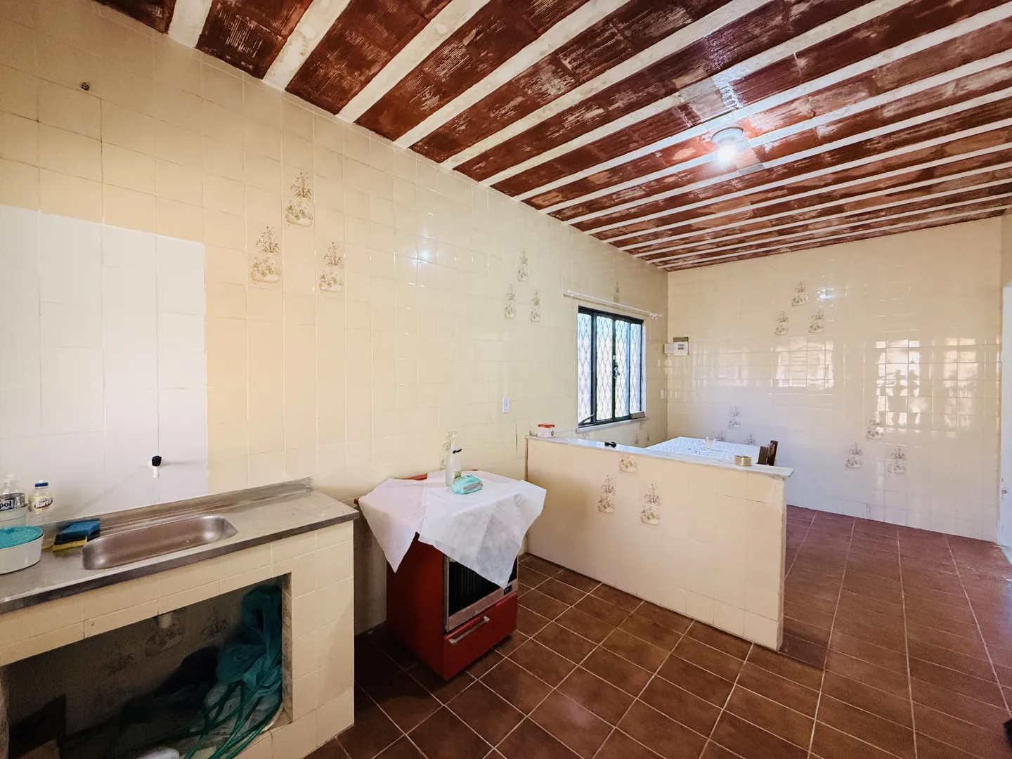 Alugando casa com quintal em Guapimirim-RJ Avenida Santo Antônio Guapimirim - 