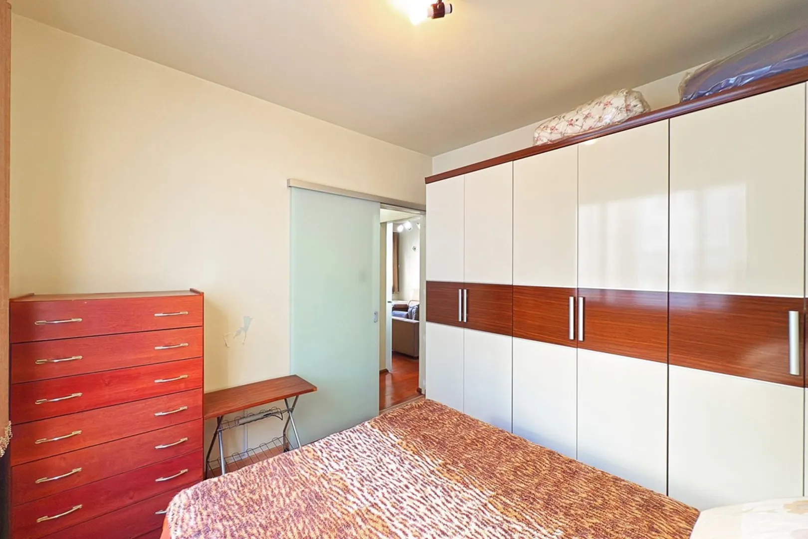 R$ 248.000 - &Oacute;TIMO APARTAMENTO - MOBILIADO - EQUIPADO - 60M2 - 2 DORM  - VISTA Rua Jerônimo Coelho Porto Alegre - 