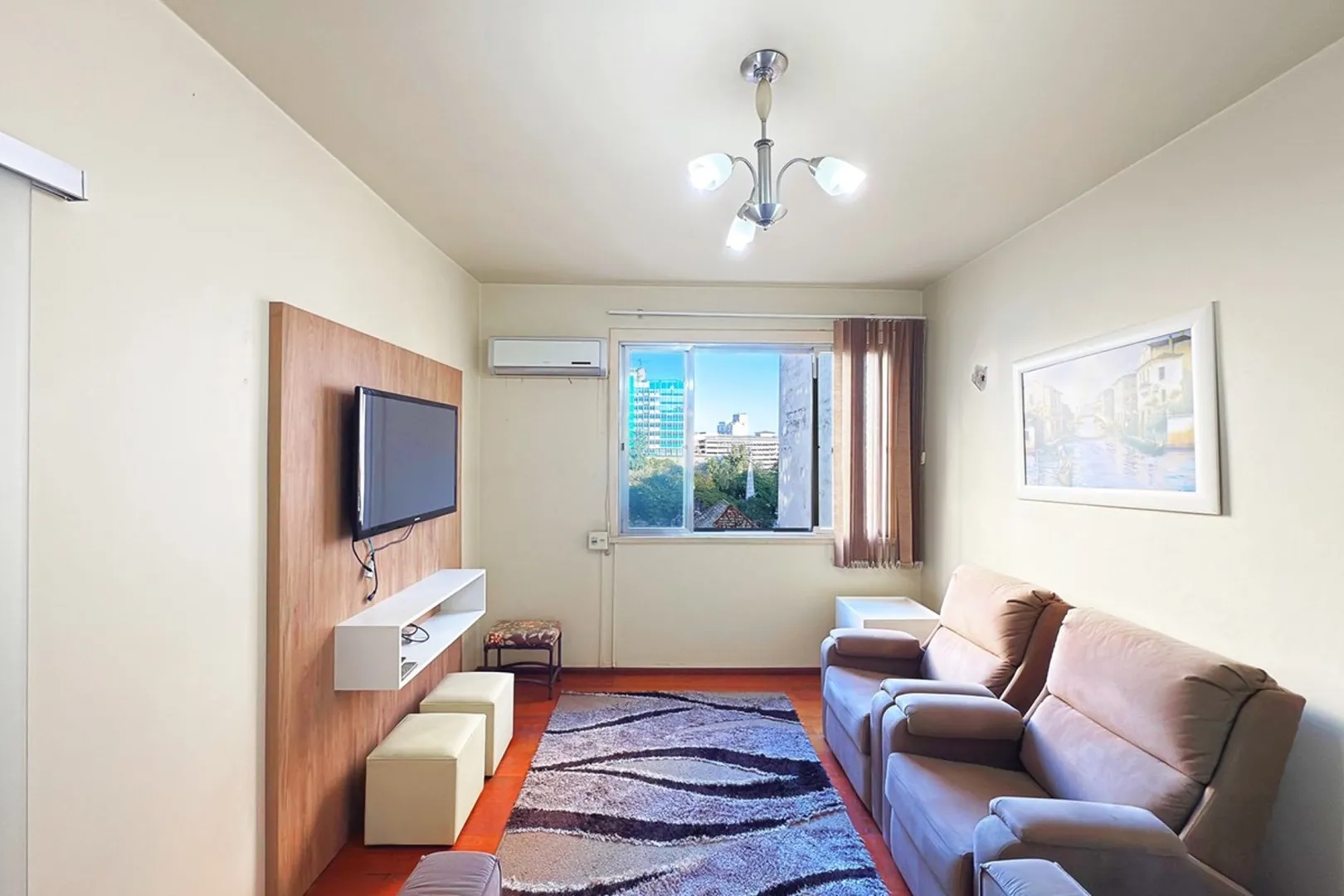 R$ 248.000 - &Oacute;TIMO APARTAMENTO - MOBILIADO - EQUIPADO - 60M2 - 2 DORM  - VISTA Rua Jerônimo Coelho Porto Alegre - 