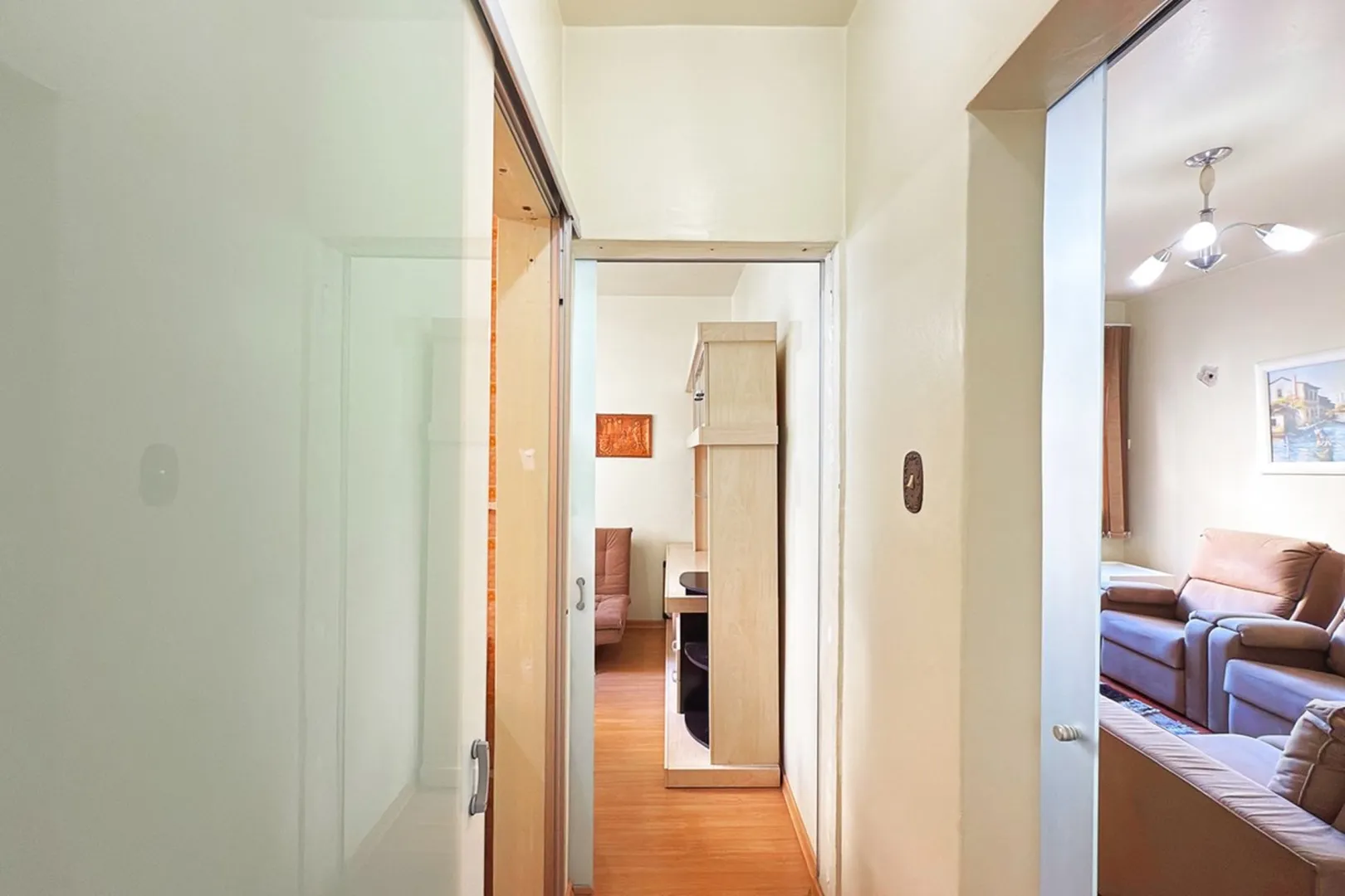 R$ 248.000 - &Oacute;TIMO APARTAMENTO - MOBILIADO - EQUIPADO - 60M2 - 2 DORM  - VISTA Rua Jerônimo Coelho Porto Alegre - 