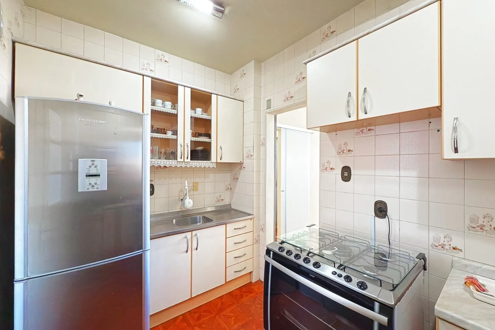 R$ 248.000 - &Oacute;TIMO APARTAMENTO - MOBILIADO - EQUIPADO - 60M2 - 2 DORM  - VISTA Rua Jerônimo Coelho Porto Alegre - 