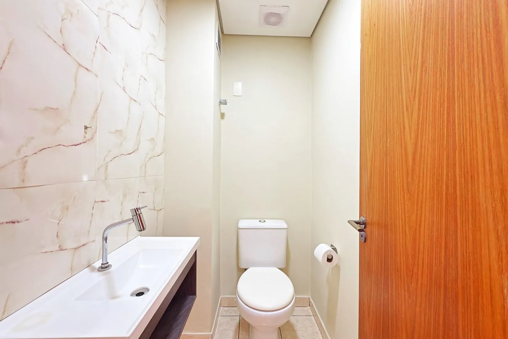 R$ 515.000 - LINDO APARTAMENTO - 61M2 - 2 DORM - ANDAR ALTO - VISTA - 1 VAGA - INFRA Rua Lopo Gonçalves Porto Alegre - 