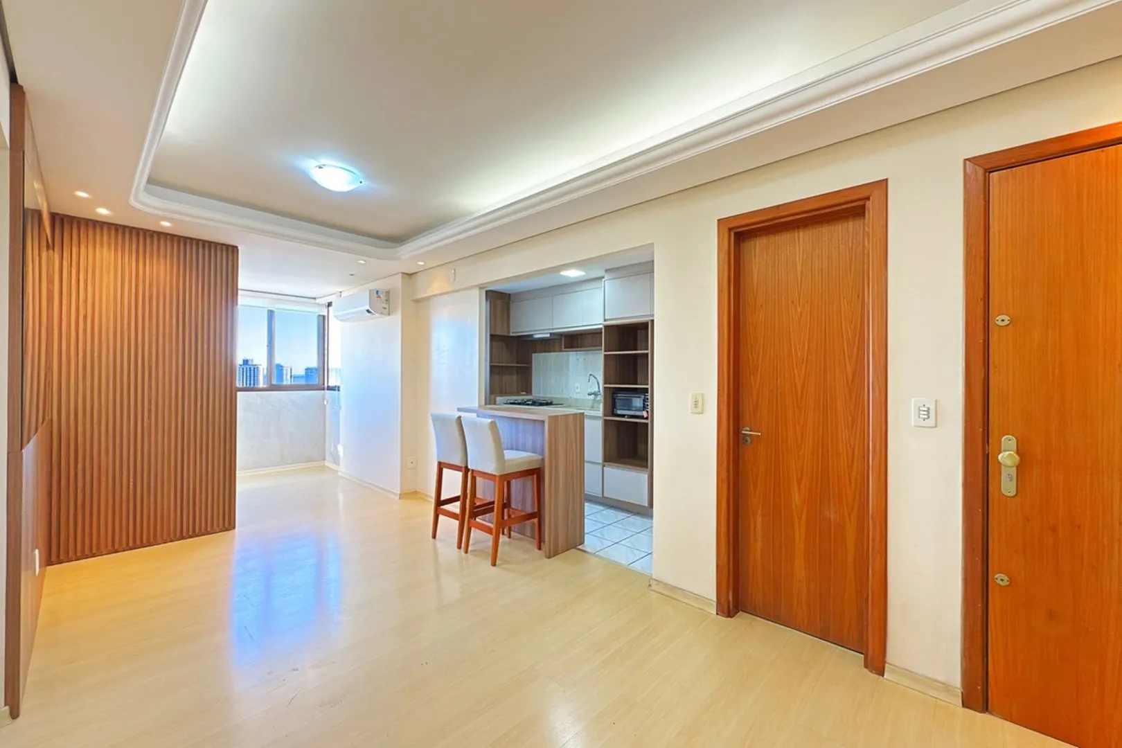 R$ 515.000 - LINDO APARTAMENTO - 61M2 - 2 DORM - ANDAR ALTO - VISTA - 1 VAGA - INFRA Rua Lopo Gonçalves Porto Alegre - 