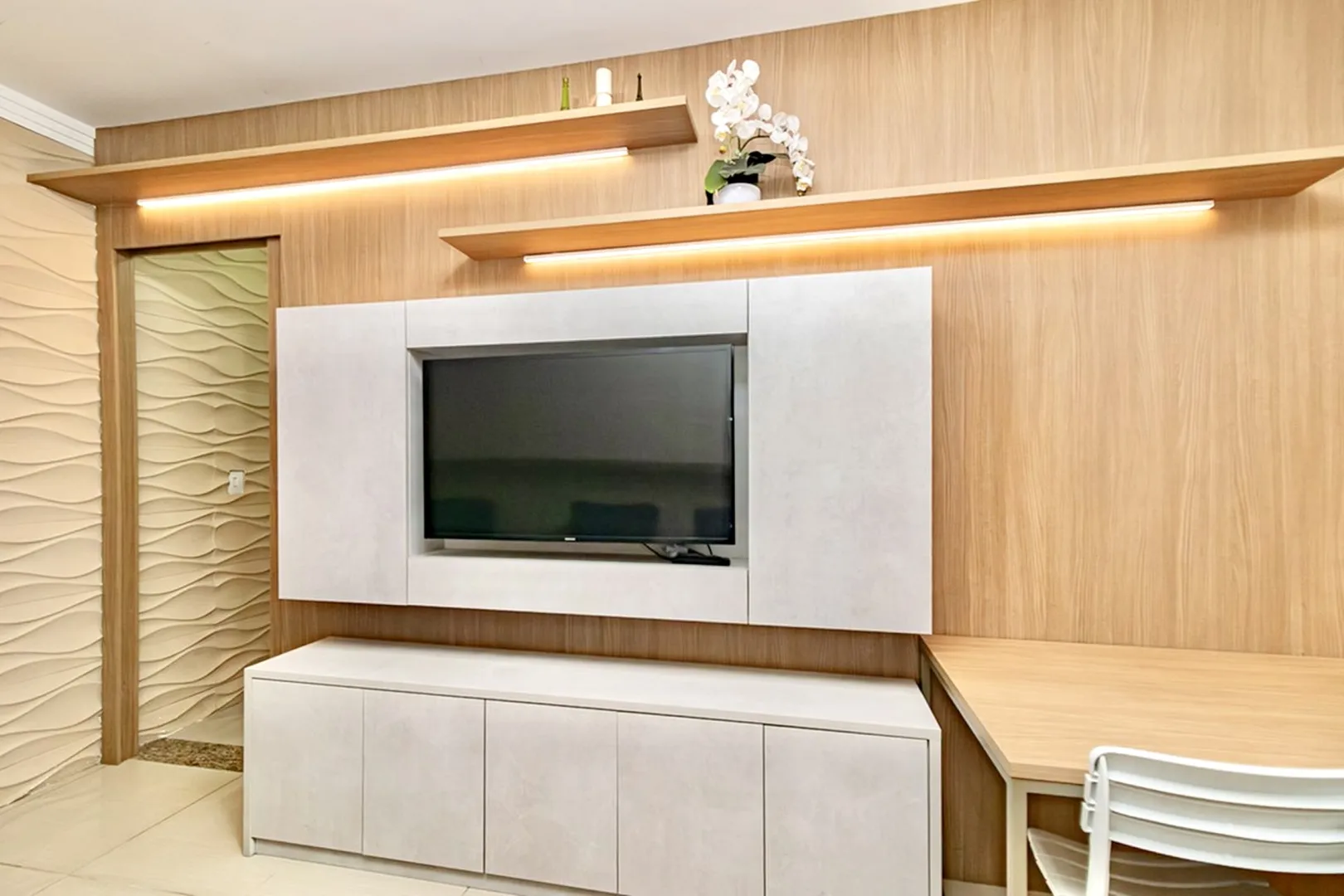 R$ 298.000 - &Oacute;TIMO GARDEN - 37M2 - 1 DORM - MOBILIADO - P&Aacute;TIO - 1 VAGA Rua Portugal Porto Alegre - 
