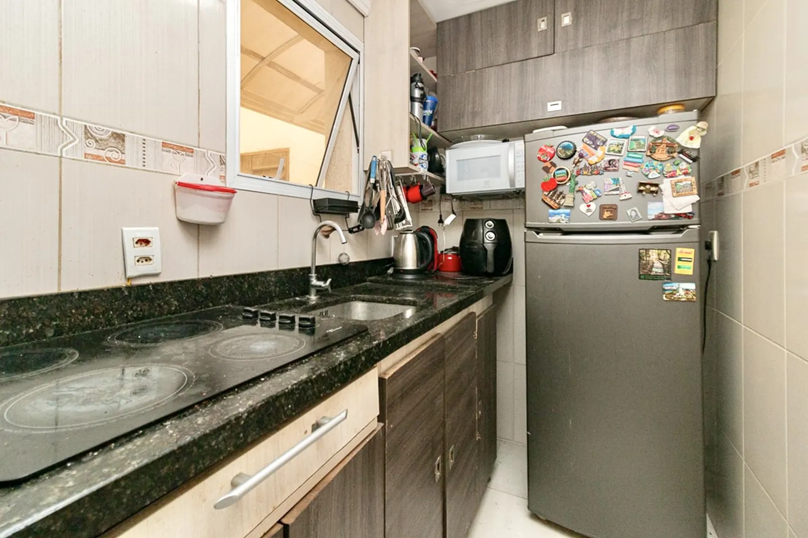 R$ 298.000 - &Oacute;TIMO GARDEN - 37M2 - 1 DORM - MOBILIADO - P&Aacute;TIO - 1 VAGA Rua Portugal Porto Alegre - 