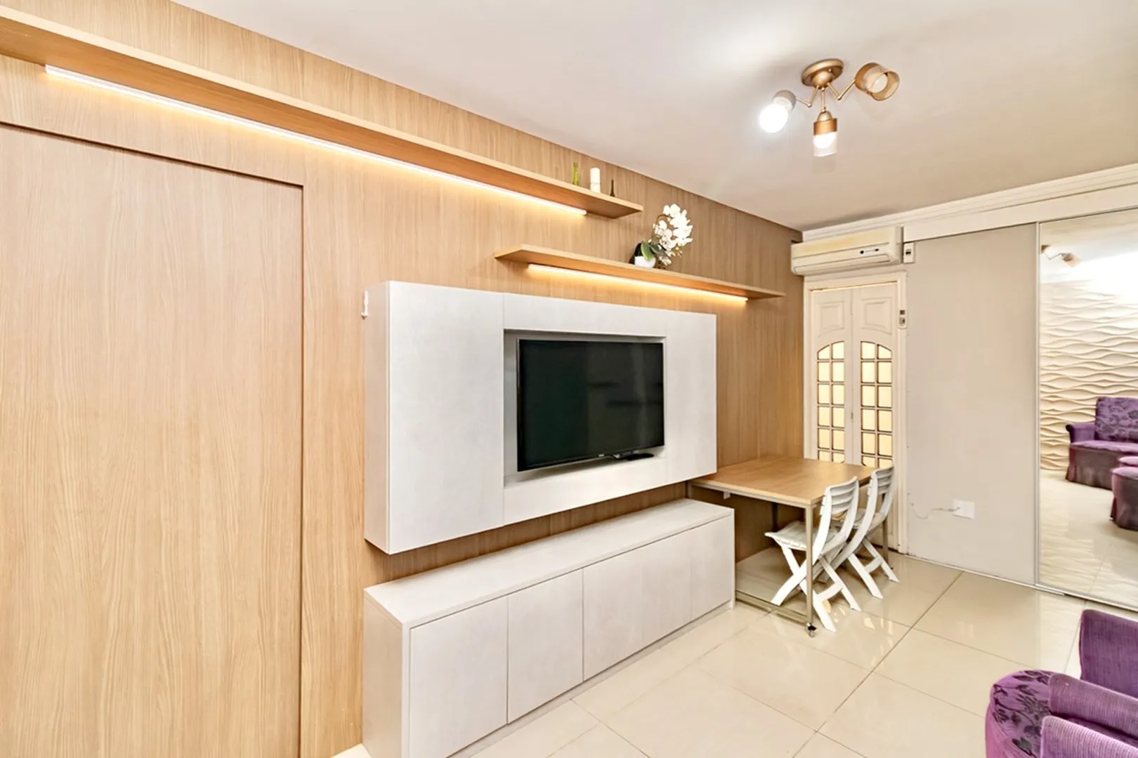 R$ 298.000 - &Oacute;TIMO GARDEN - 37M2 - 1 DORM - MOBILIADO - P&Aacute;TIO - 1 VAGA Rua Portugal Porto Alegre - 