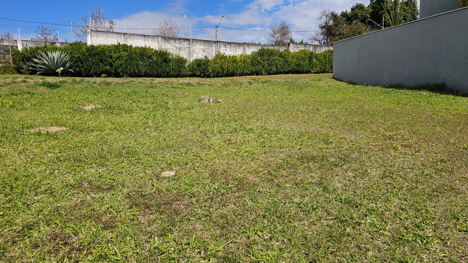 Terreno &agrave; Venda, 350m - R$ 450.000 - Condom&iacute;nio Via R&eacute;ggio - Av. S&atilde;o Paulo - Sorocaba - SP Rua Domingos Rocha Sorocaba - 